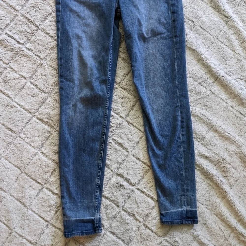 McGuire Denim Newton Skinny Jeans Women's 29 High Rise Distressed Light Wash - Picture 2 of 7